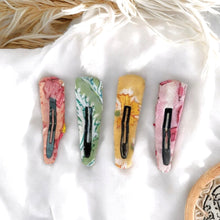 Load image into Gallery viewer, Hand Embroidered Hair Clip Set